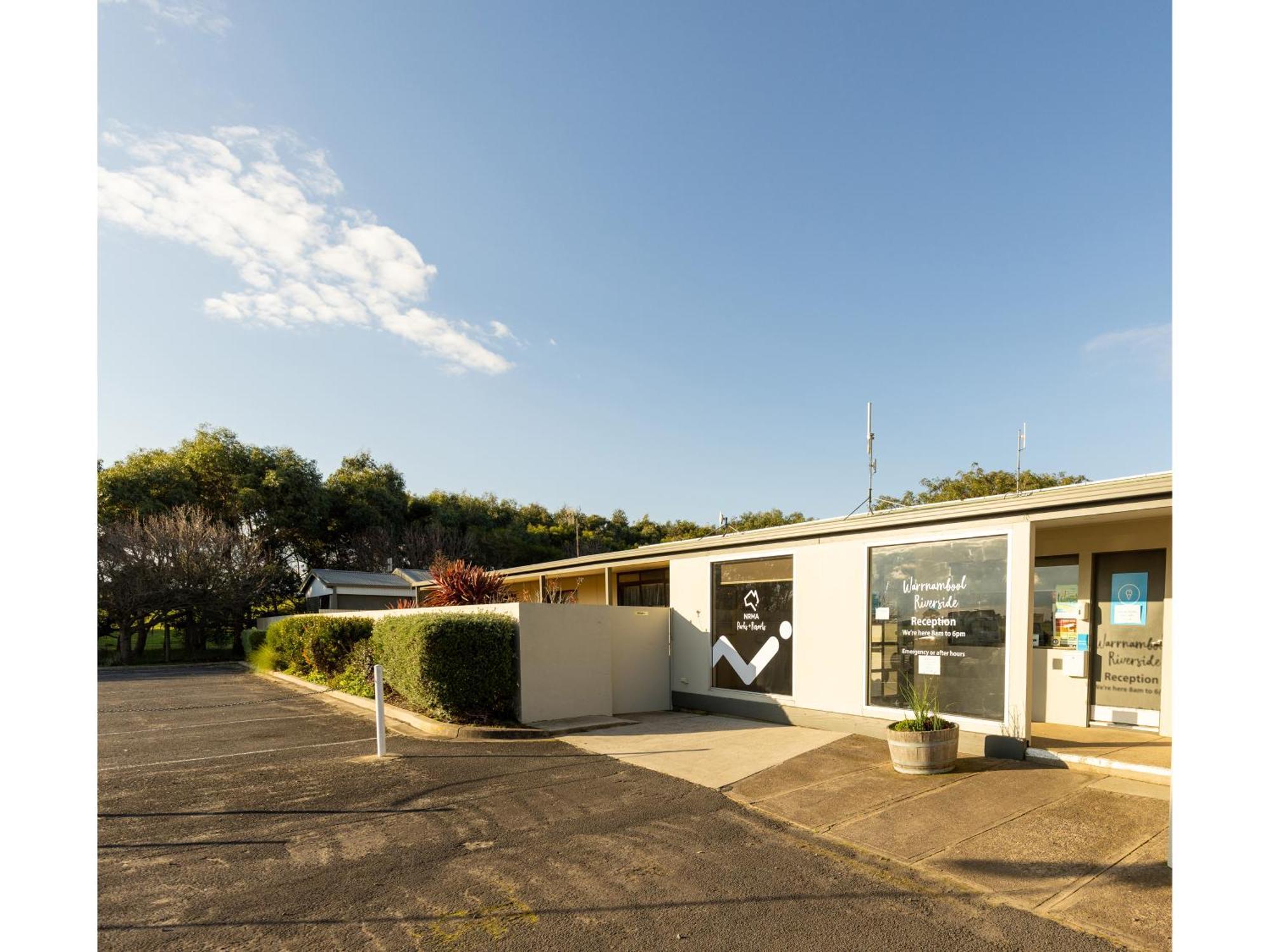 Nrma Warrnambool Riverside Holiday Park Hotel Exterior photo