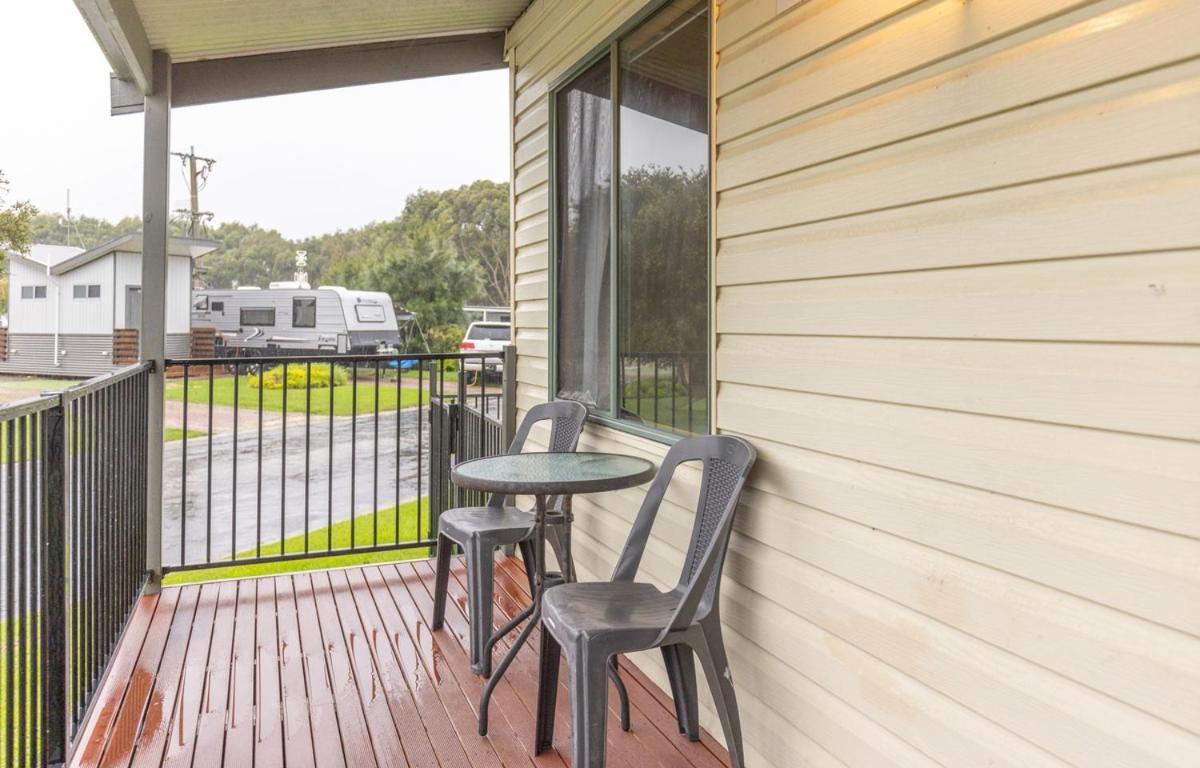 Nrma Warrnambool Riverside Holiday Park Hotel Exterior photo