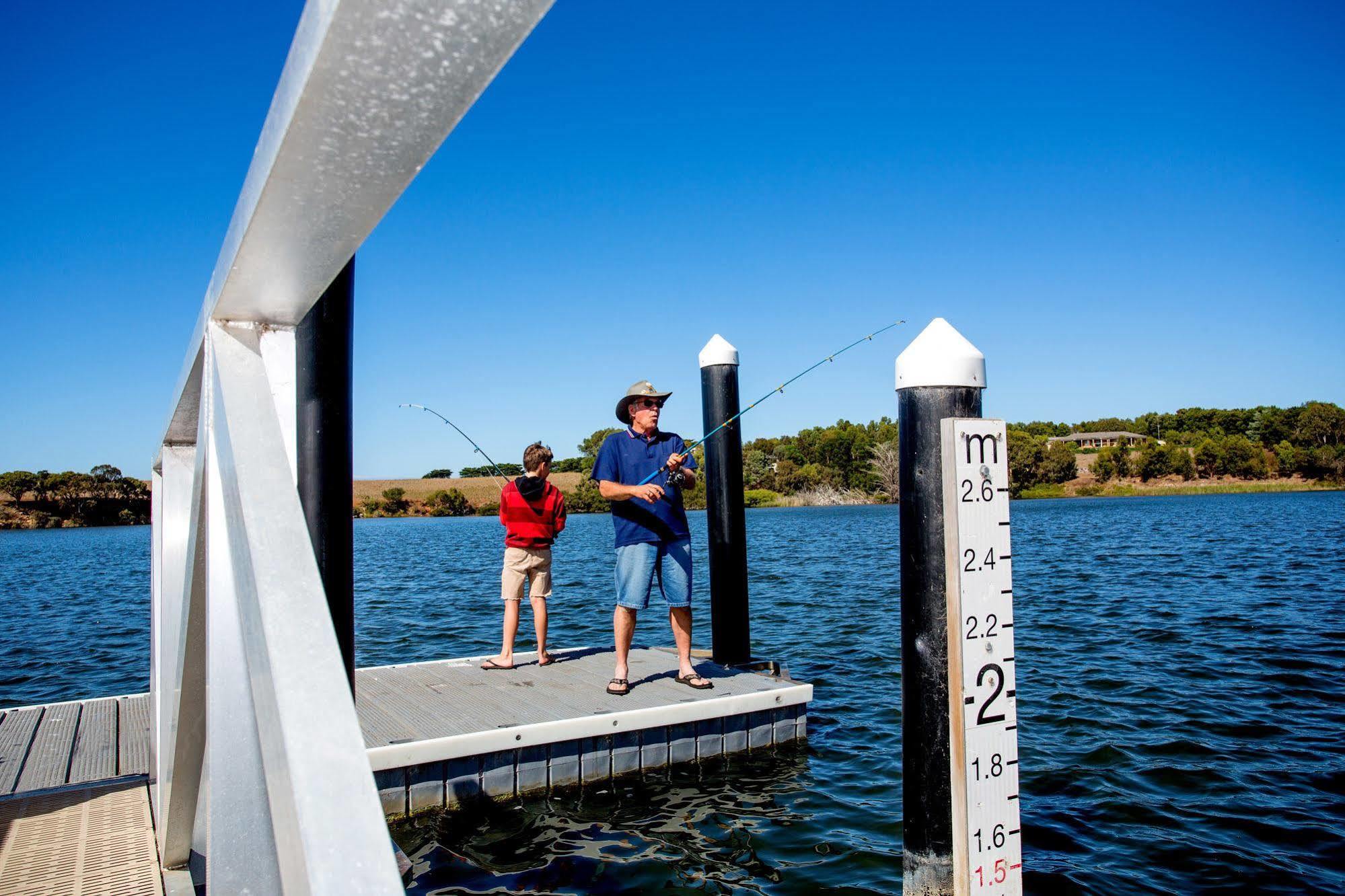 Nrma Warrnambool Riverside Holiday Park Hotel Exterior photo