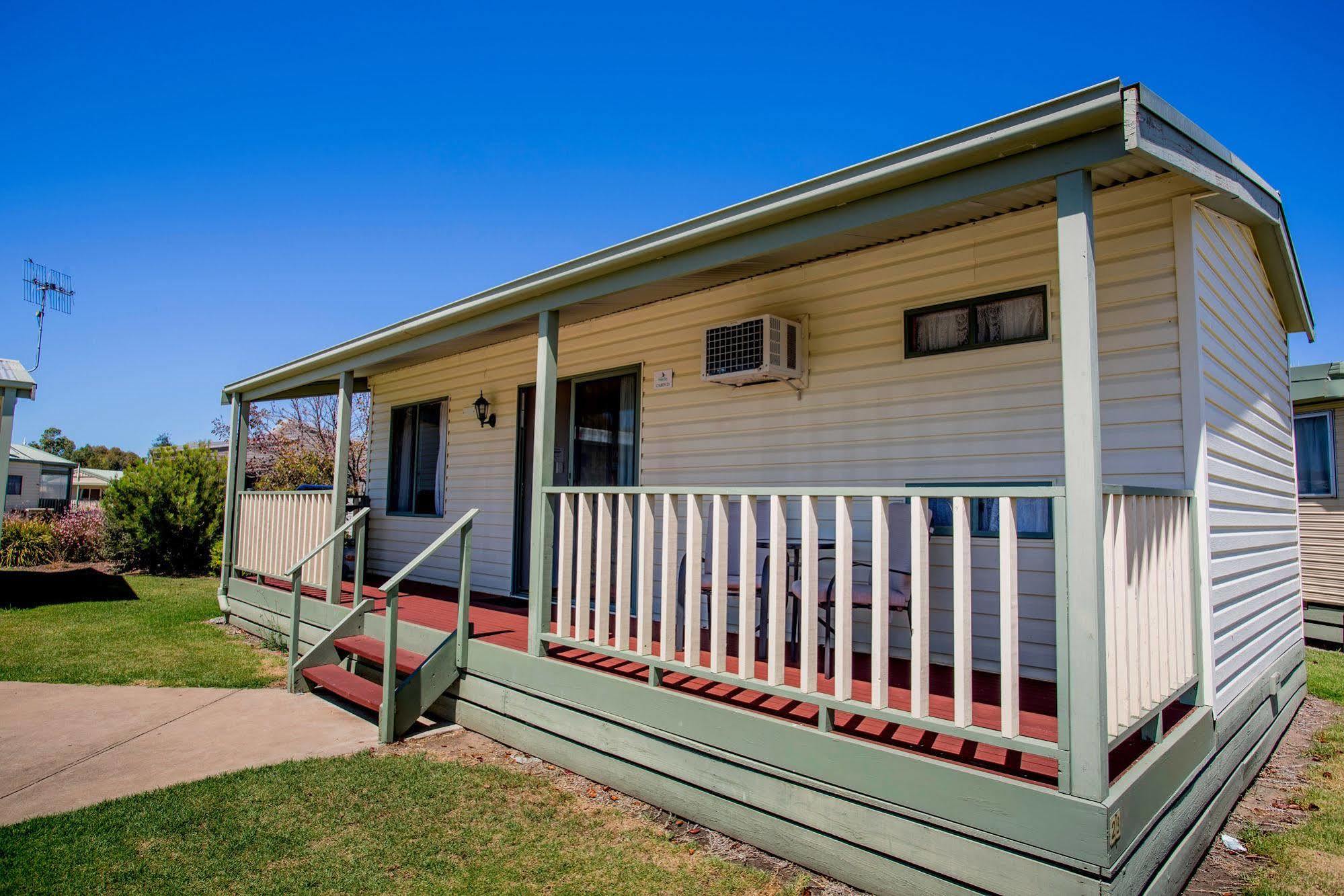 Nrma Warrnambool Riverside Holiday Park Hotel Exterior photo