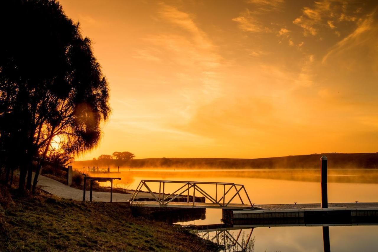 Nrma Warrnambool Riverside Holiday Park Hotel Exterior photo